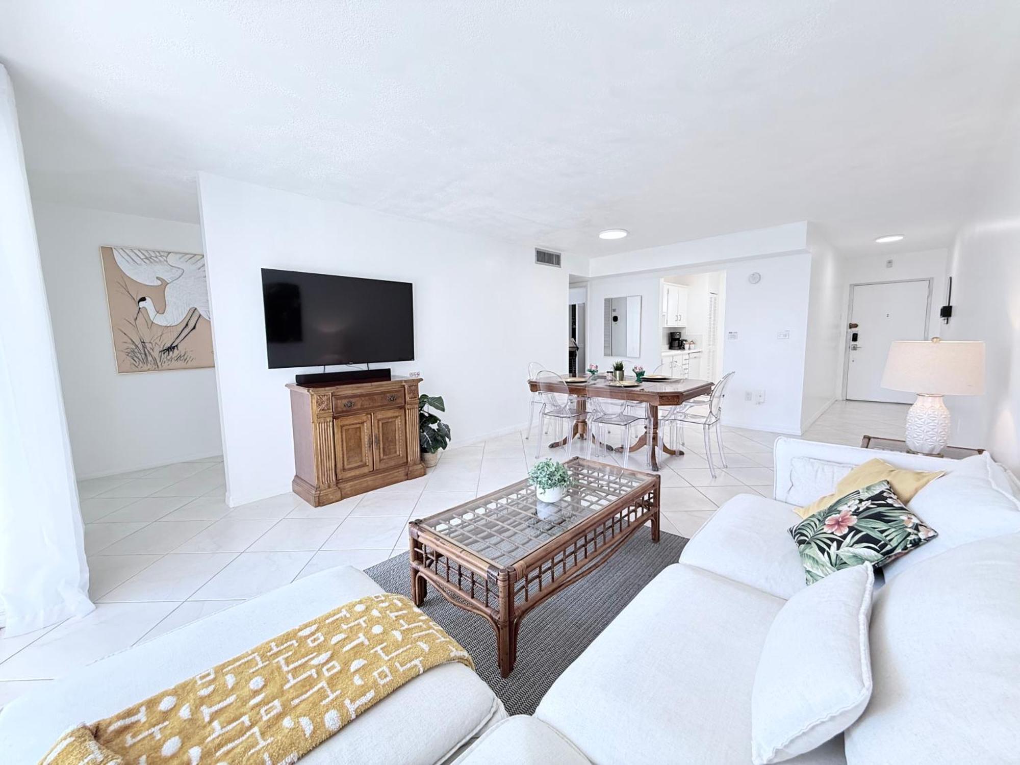 Le Cartier Sunny Isles Ocean Paradise Sunny Isles Beach Exterior foto